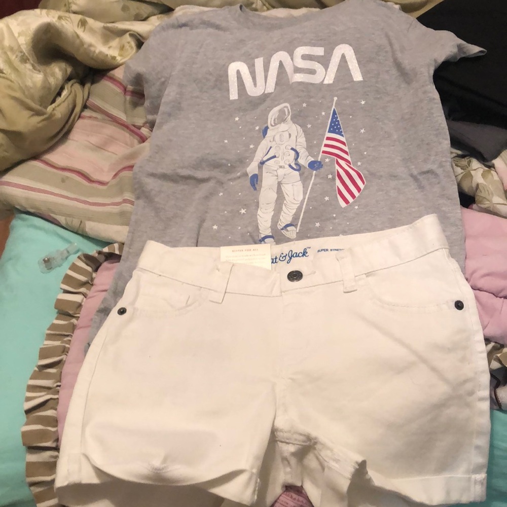 Girls white stretch shorts
